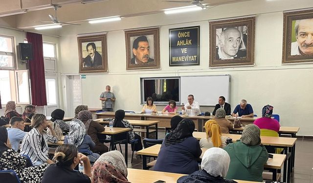 Gediz’de işgücü uyum programı kapsamında kura çekimi yapıldı