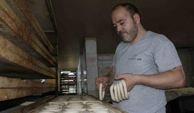 Giresun’un asırlık lezzet mirası; susamsız pekmezli simit