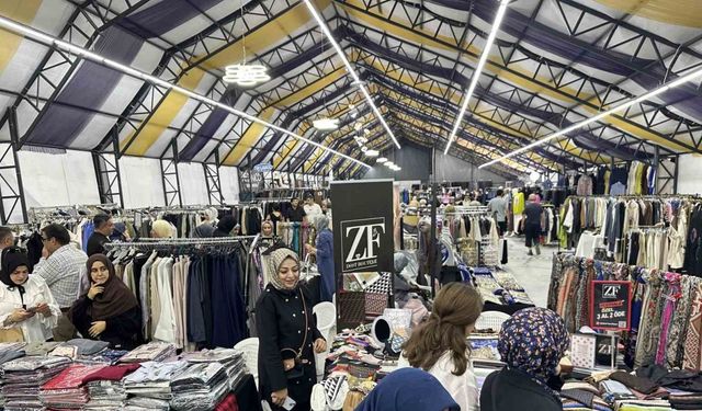 Girişimci kadınlar, ‘Zyfest Alışveriş ve Moda Festivali’nde buluştu