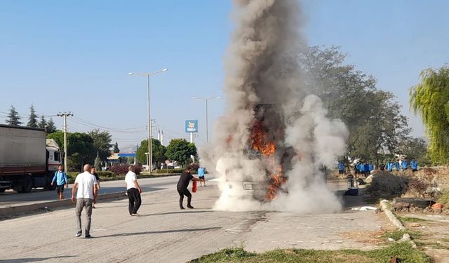 Harput FK’nın takım otobüsü alev aldı, facia kıl payı atlatıldı