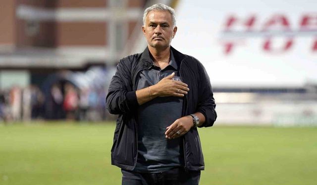 Jose Mourinho, Fenerbahçe’de ilk derbisine çıkacak