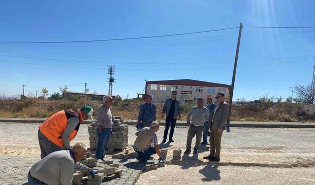 Kaymakam Partal, yol yapım çalışmalarını inceledi