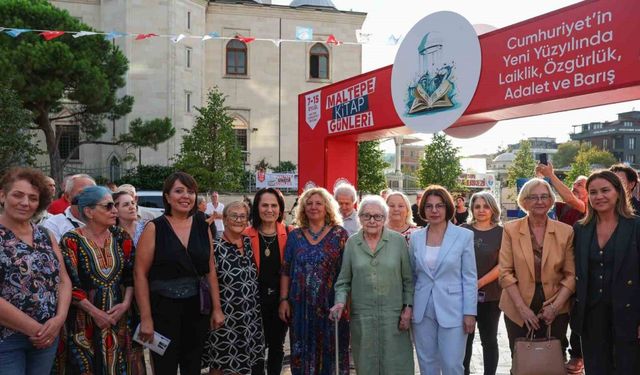 Maltepe’de kitap fuarı heyecanı başladı: Vatandaşlar yoğun ilgi gösterdi