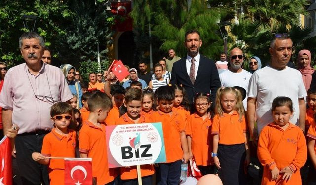 Manisa’da ’Mini Mini Birler Alayı’