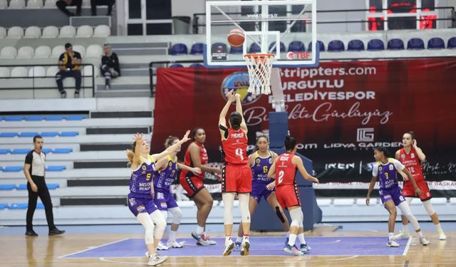 Manisa’nın tek kadın basketbol takımı sezona Edirne’de başlayacak