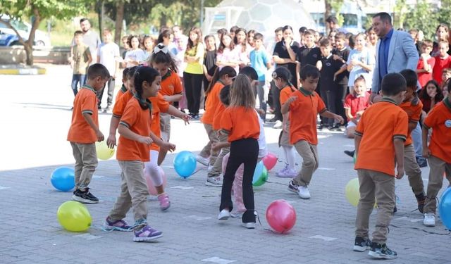 Selendi’de Eğitim Öğretim Haftası kutlandı