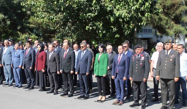 Siirt’in şeref günü törenle kutlandı