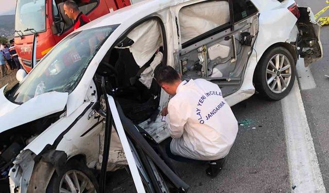 Sinop’ta iki otomobil kafa kafaya çarpıştı: 3 ölü, 4 yaralı