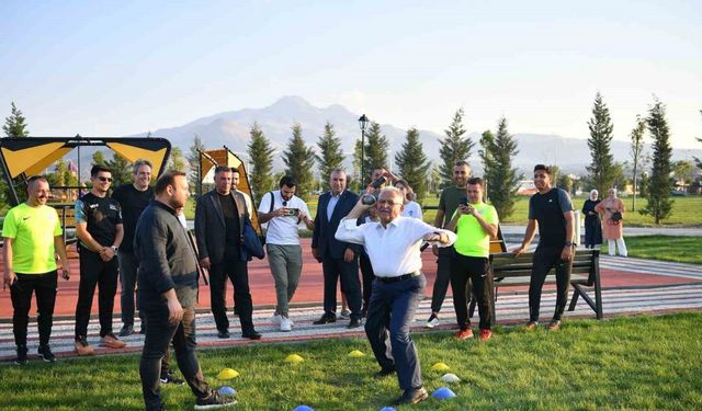 Spor okulları mezunlarını verdi