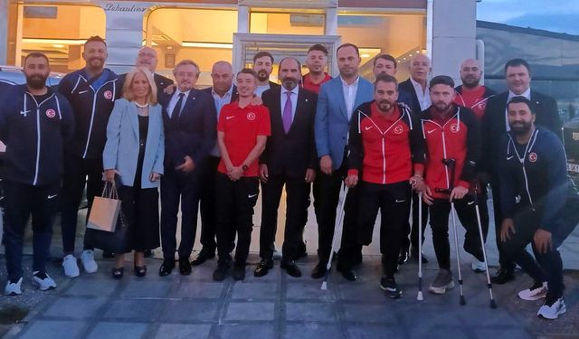 TFF Yönetimi, Ampute Futbol Milli Takımı ile bir araya geldi