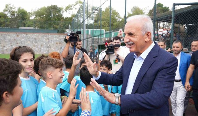 Ümraniye’de ‘Minik Kramponlar Futbol Turnuvası’nın kazananları belli oldu