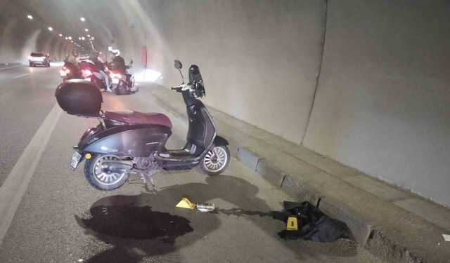 Üsküdar’da sürücüsünün kontrolünden çıkan motosiklet devrildi: 1 ölü, 1 yaralı