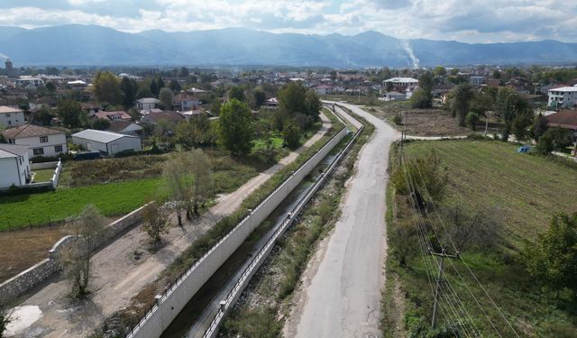 Büyükşehir'den Karacasu’ya yeni rekreasyon ve sosyal yaşam alanı