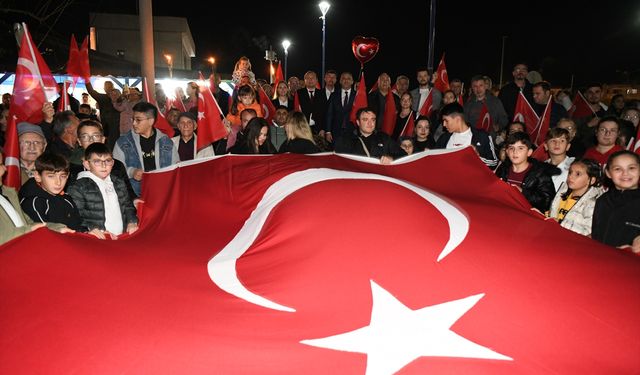 Çanakkale, Bilecik ve Kütahya'da fener alayı düzenlendi