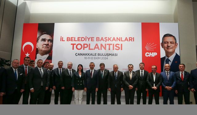 CHP Genel Başkanı Özel, Çanakkale'de İl Belediye Başkanları Toplantısı'nda konuştu: