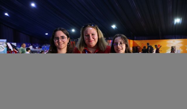 Liselilerin tekstil fabrikalarındaki atık suları kullanılabilir hale getirme projesine TEKNOFEST'te ödül