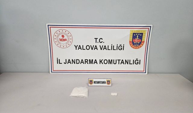 Yalova'da üzerlerinde uyuşturucu ele geçirilen 2 şüpheli gözaltına alındı