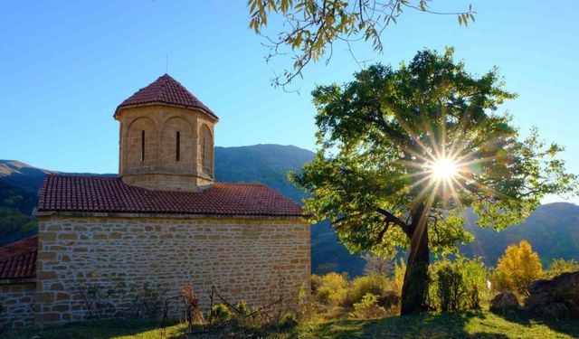 674 yıllık İmera Manastırı’nda sonbaharın sessiz güzelliği