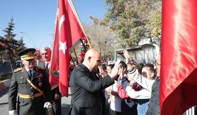 Ağrı’da Cumhuriyet Bayramı törenle kutlandı