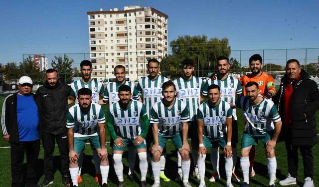 Argıncıkspor doludizgin ilerliyor