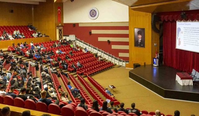 Atatürk Üniversitesi’nde oryantasyon programı devam ediyor