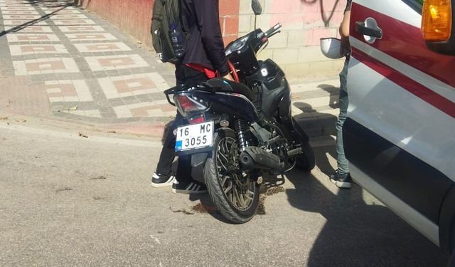 Bursa’da otomobil ile motosiklet çarpıştı: 3 yaralı