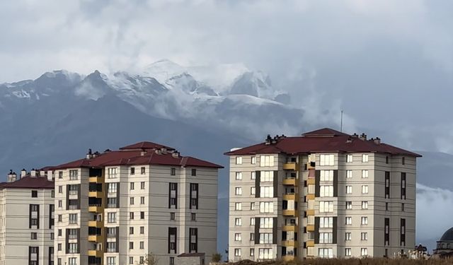 Cilo Dağı yeniden beyaza büründü