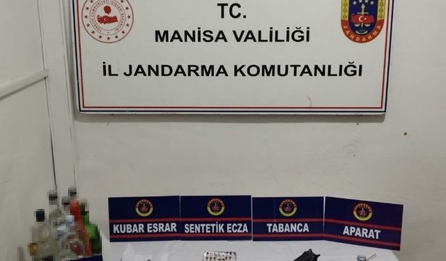 Çok sayıda suçtan aranan şahıslar jandarmaya yakalandı