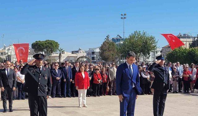 Didim’de 29 Ekim Cumhuriyet Bayramı kutlamaları çelenk töreni ile başladı