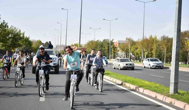 Doktorlar, büyükşehir ile ’sağlık’ için pedalladı