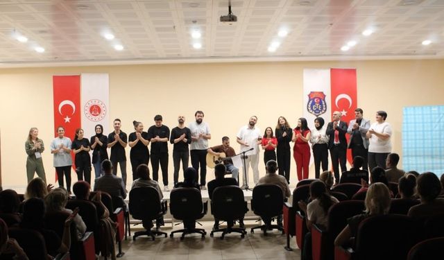 Elazığ Belediyesi, kadın hükümlüler için gösteri düzenledi