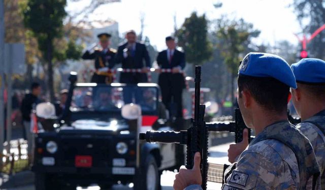 Erzurum’da Cumhuriyet Bayramı coşkusu