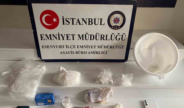 Esenyurt’ta polisin takibe aldığı ev uyuşturucu yuvası çıktı