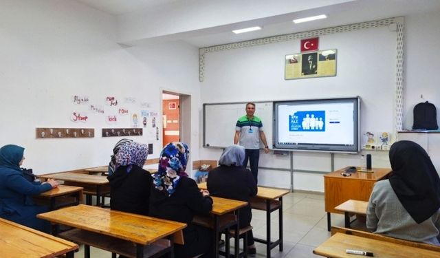 Hisarcık’ta Aile Okulu veli eğitimi seminerleri