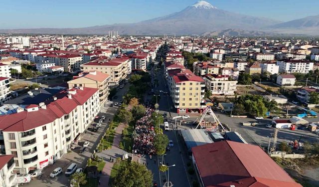 Iğdır’da Gazze’ye düstek yürüyüşü