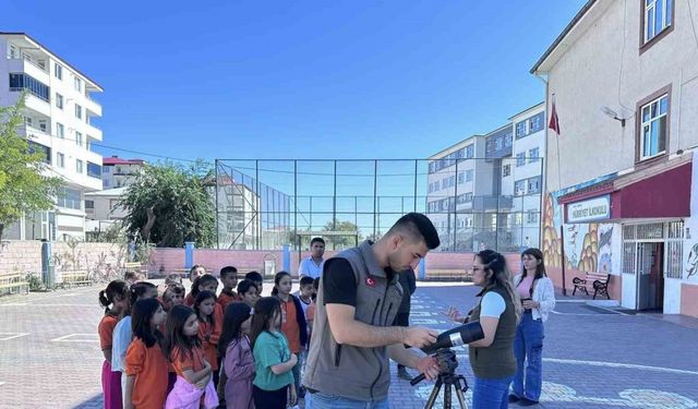 Iğdır’da öğrenciler için kuş gözlem etkinliği düzenlendi