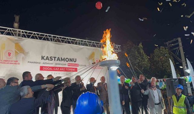 Kastamonu’da 4 ilçeye daha doğalgaz verildi