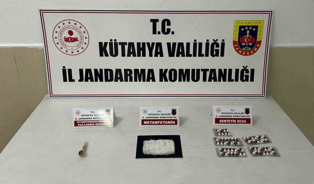 Kütahya’da aracında uyuşturucu ele geçirilen şüpheli tutuklandı