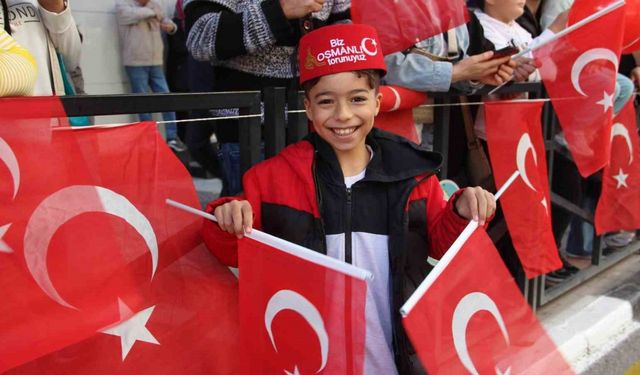 Manisa’da cumhuriyetin 101. yıl coşkusu tüm kenti sardı