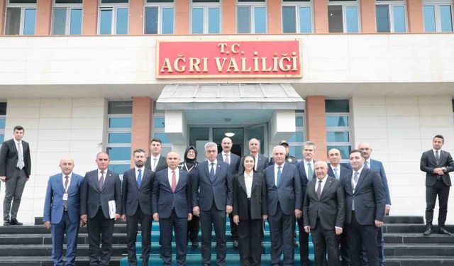 Sağlık Bakanı Memişoğlu Ağrı’da