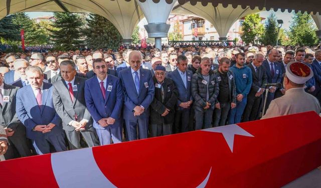 Şehit taksici Murat Aslan son yolculuğuna uğurlandı