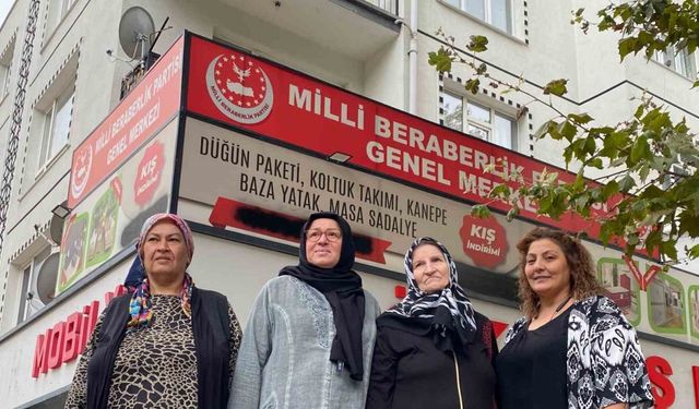 Siyasi parti genel merkezinde uyuşturucu ticaretine 7 gözaltı