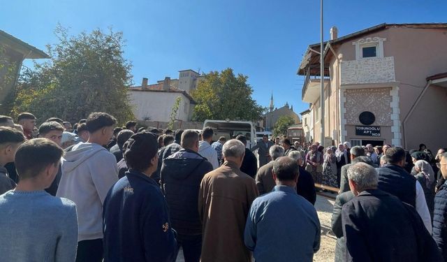 Ters şeritten gelen sürücünün sebep olduğu kazada bir kişi daha hayatını kaybetti