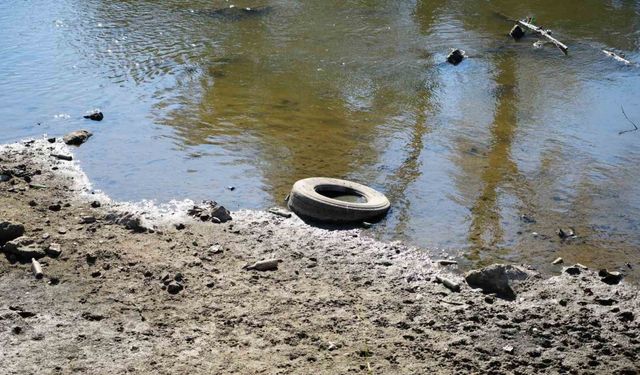 Tunca Nehri’nde kuraklık: Çöplüğe döndü