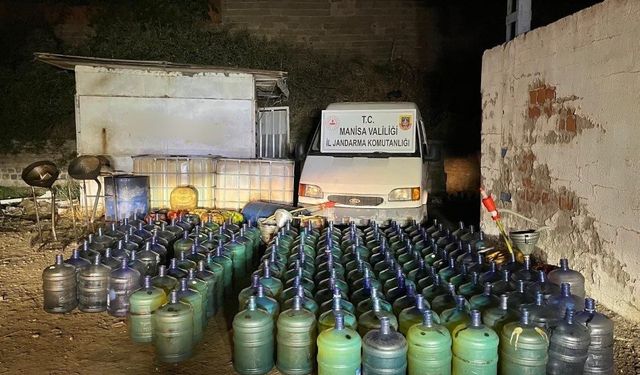 Turgutlu’da 4 bin 860 litre kaçak akaryakıt ele geçirildi