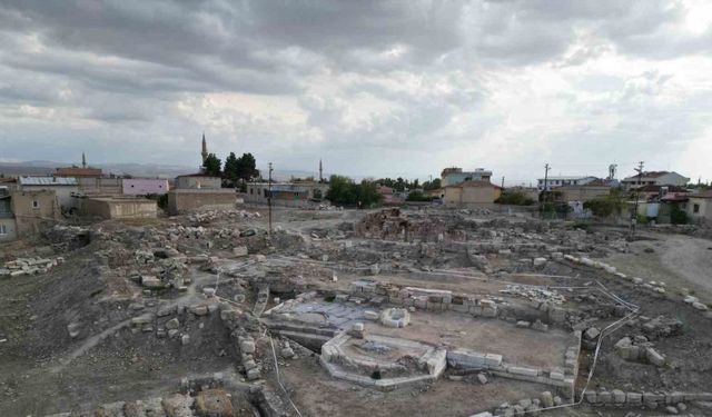 Tyana Antik Kenti’nden elde edilen eserler döneme ışık tutuyor