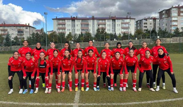 U17 Kız Millî Takımı Erzurum’da toplandı