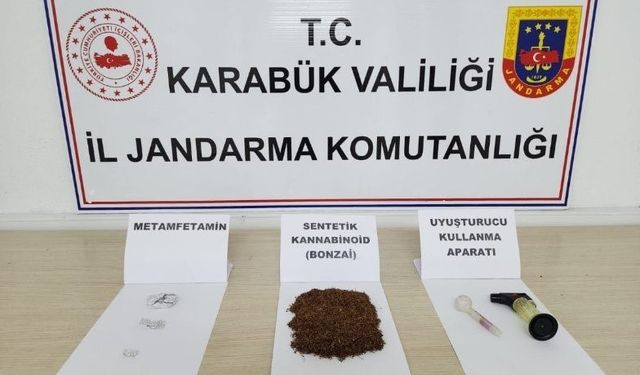 Üzerlerinde uyuşturucu çıkan 3 kişi gözaltına alındı