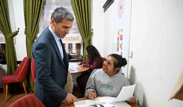 Vali Aktaş gençlerle bir araya geldi