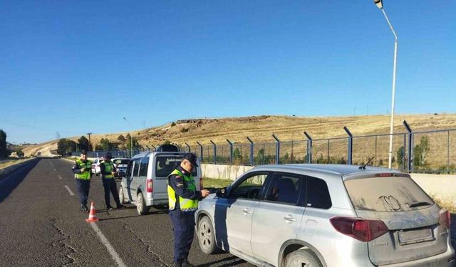 Van’da 142 araç trafikten men edildi